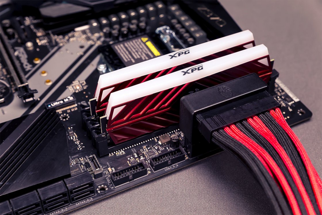 تبدیل 24 پین ATX، محصول جدید کولرمستر برای اسمبل زیبا