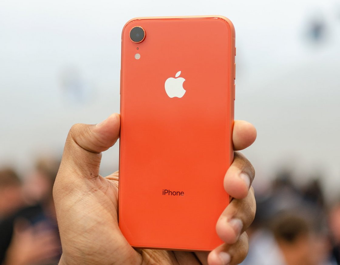 تماشا کنید: تست مقاومت گوشی iPhone XR اپل