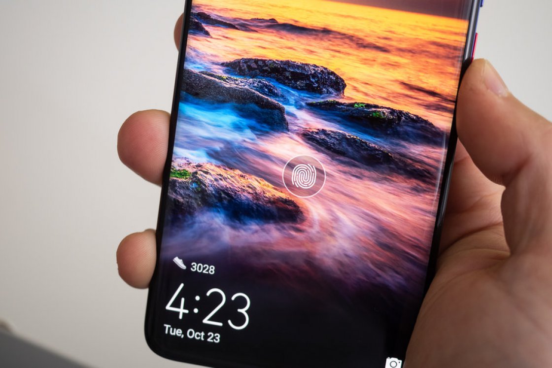 نسخه ارزان‌قیمتی از Mate 20 Pro وجود دارد اما امکان خرید آن نه