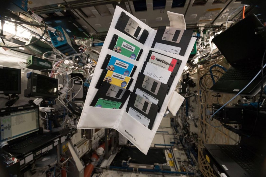 فلاپی دیسک های ناسا در ایستگاه فضایی بین المللی