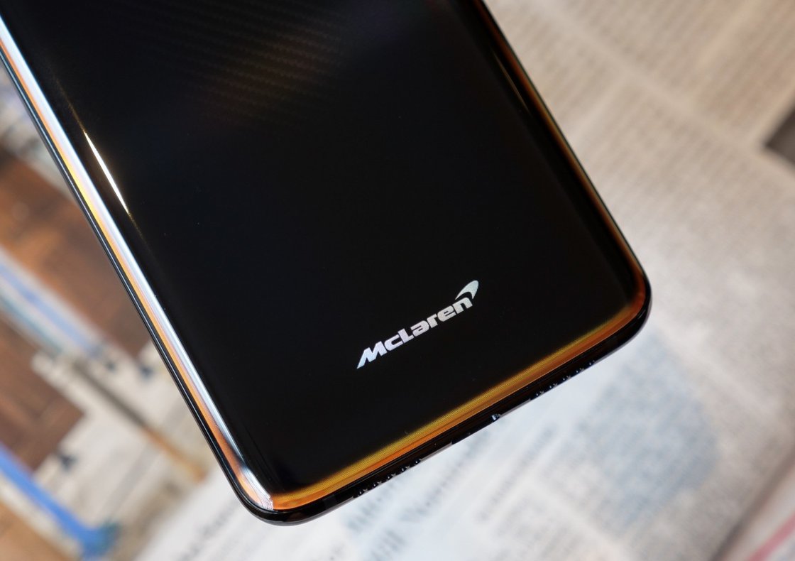 مقایسه شارژ جدید وان‌پلاس (Warp Charge) با شارژ سریع رقیبان