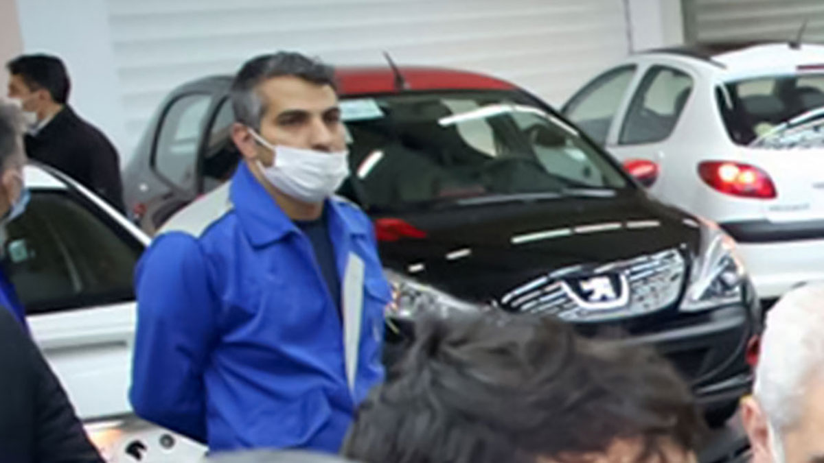 پژو 207 دو رنگ : ایران خودرویی که پا جای پای سایپا می گذارد