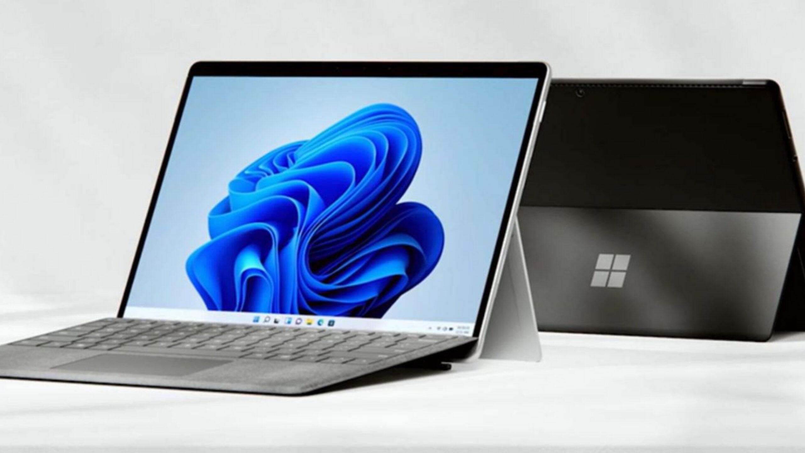 مایکروسافت Surface Pro 8 و Surface Go 3 رسماً معرفی شدند