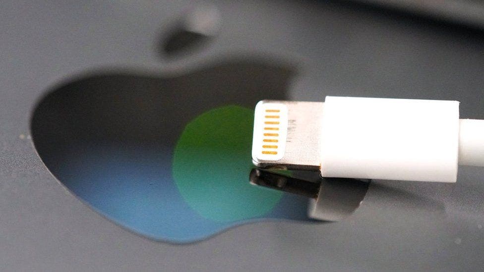 دلیل مخالفت اپل با USB-C برای آیفون به صورت رسمی اعلام شد