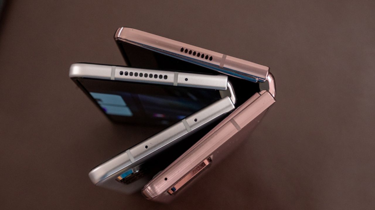 سامسونگ Galaxy Z Fold 4 نیز در اولین جزئیات لو رفته ظاهر شد