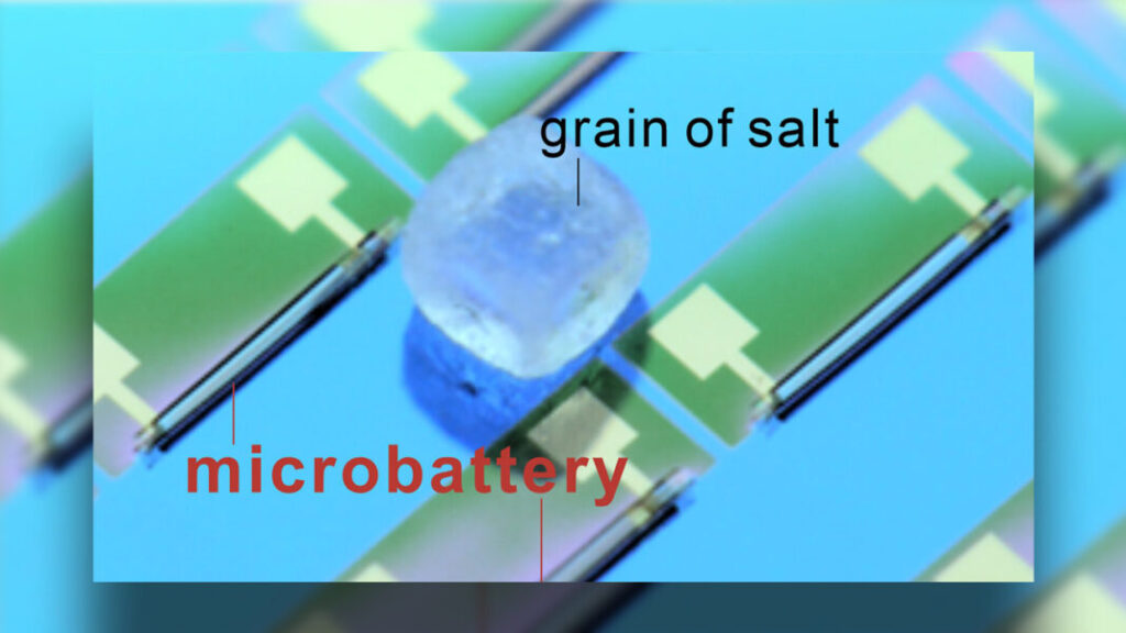 کوچک ترین باتری دنیا را ببینید: ریز به اندازه یک دانه شن!