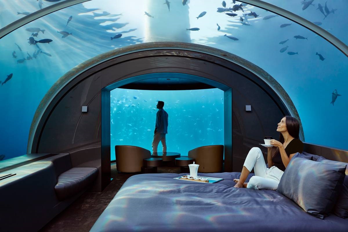 اولین هتل زیر آب جهان